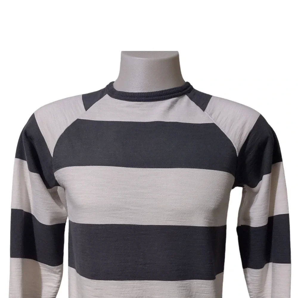 Sweatshirt Old Navy Grey White‎ Striped XL Boys 14-16 Norm Core Streetwear Retro